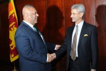 பல நாடுகளையும் துயரத்தில் ஆழ்த்தியுள்ள இலங்கையின் அரசியல் முக்கியஸ்தரான மங்களவின் மறைவு