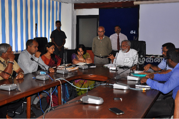 எல்லை தாண்டும் மீன்பிடிப் படகுகளுக்கு எதிராகச் சட்ட நடவடிக்கை: அமைச்சர் டக்ளஸ் (Photos) | Legal Action Against Illegal Fishing Douglas