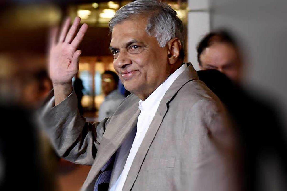 ஜூனில் மீண்டும் தீவிர அரசியலுக்குள் ரணில் - ஹரின் பெர்னாண்டோவின் அதிரடி அறிவிப்பு | Ranil To Return In June Harin Fernando