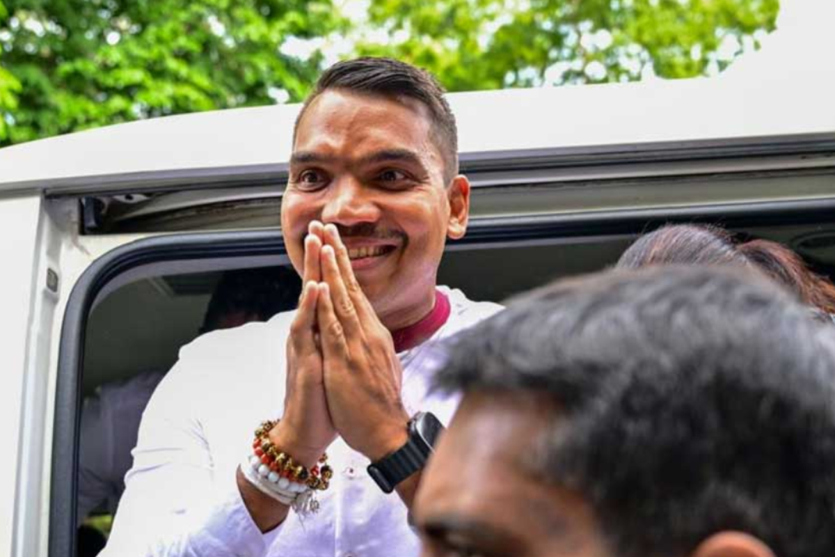 நாளை நாடாளுமன்றத்திற்கு வருகைத்தரவுள்ள நாமல்! சிறைச்சாலை ஆணையாளரை சென்றடைந்த கடிதம் | Namal To Visit Parliament Tomorrow நாளை நாடாளுமன்றத்திற்கு வருகைத்தரவுள்ள நாமல்! சிறைச்சாலை ஆணையாளரை சென்றடைந்த கடிதம் | Namal To Visit Parliament Tomorrow