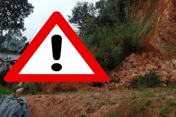 9 மாவட்டங்களுக்கு தொடர்ந்தும் எச்சரிக்கை! | Landslide Warning Continues For 9 Districts
