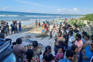 காயங்கேணி கடல் பகுதியில் மீன்பிடிக்க சென்ற தந்தையும், மகனும் மாயம் (PHOTOS)
