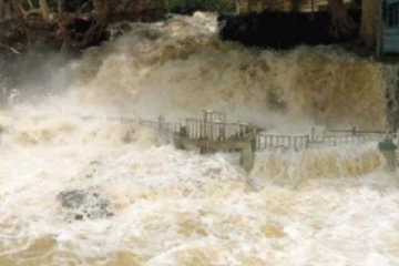 மக்களே அவதானம்! 31 பிரதேச செயலகங்களுக்கு விடுக்கப்பட்டுள்ள சிவப்பு எச்சரிக்கை