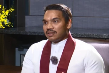 அடுத்த அரசாங்கத்தின் பிரதமர் பதவியை கோருகிறார் நாமல் ராஜபக்க்ஷ!