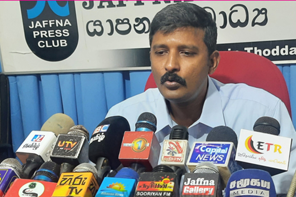 அரசியல் கைதிகள் தொடர்பிலான விபரங்களை தனக்கு தருமாறு கோரிக்கை விடுத்துள்ள விக்னேஸ்வரன் | Vigneswaran Requested Details About Prisoners அரசியல் கைதிகள் தொடர்பிலான விபரங்களை தனக்கு தருமாறு கோரிக்கை விடுத்துள்ள விக்னேஸ்வரன் | Vigneswaran Requested Details About Prisoners