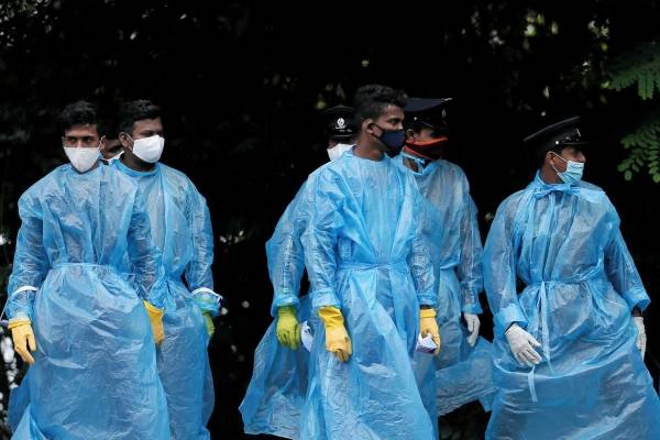 Di Vavuniya Theronavarkulam, 26 orang telah dikonfirmasi terinfeksi, 9 di antaranya Di Vavuniya Theronavarkulam, 26 orang telah dikonfirmasi terinfeksi, 9 di antaranya