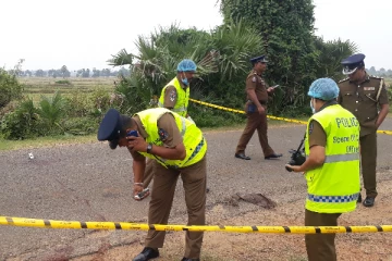 கிளிநொச்சியில் கூரிய ஆயுதத்தால் தாக்கப்பட்டு குடும்பஸ்தர் கொலை