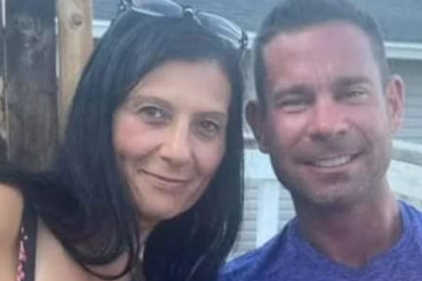 கனடா தம்பதியின் நடுங்க வைக்கும் மறுபக்கம்; வாயில்லா ஜீவன்களுக்கு நேர்ந்த கொடுமை | Canadian Couple Tortured And Killed Animals கனடா தம்பதியின் நடுங்க வைக்கும் மறுபக்கம்; வாயில்லா ஜீவன்களுக்கு நேர்ந்த கொடுமை | Canadian Couple Tortured And Killed Animals