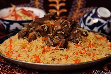 இங்கு பிரியாணி சாப்பிட்டால் பாலியல் சக்தி அதிகரிக்கும்? கடைப்பிடிக்கும் மக்கள்!