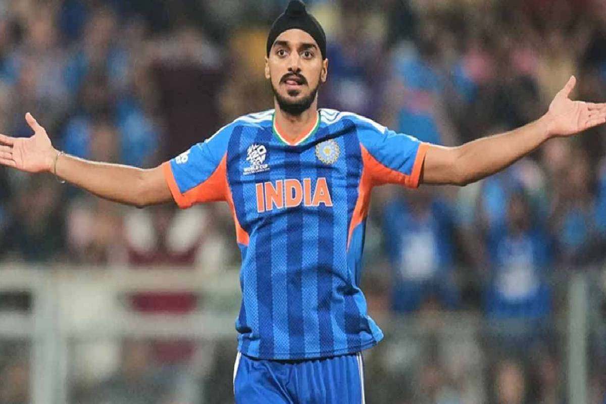 இங்கிலாந்தை வீழ்த்தி இறுதிப்போட்டிக்கு முன்னேறிய இந்தியா அணி | India Advances To Final After Defeating England