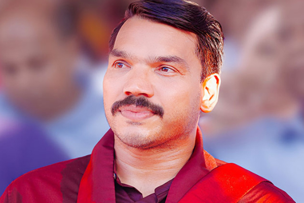 இறுதி யுத்தத்தில் வெள்ளைக் கொடி காண்பித்தவர்களை இலக்கு வைத்ததாக குறிப்பிட்ட சரத் பொன்சேகா | Fonseka Told About White Flag Story