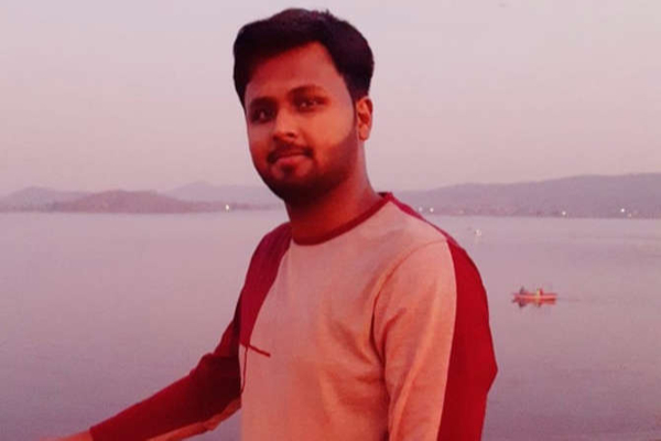 8.7 மில்லியன் டொலர் பரிசு! கூகுள் நிறுவனம் மூலம் இந்தியருக்கு அடித்த அதிர்ஷ்டம்! யார் இந்த அமன் பாண்டே? | Google Gifted 8 7 Million Dollar To Indian