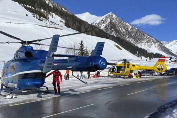 உயர் எச்சரிக்கையில் பிரபல ஐரோப்பிய நாடு! என்ன காரணம்? | Austria On High Alert After Series Of Avalanches