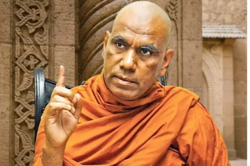 புதிய பௌத்த பிக்குகளுக்கு நேர்ந்த கொடுமை: ஓமல்பே சோபித தேரர் ஆதங்கம்