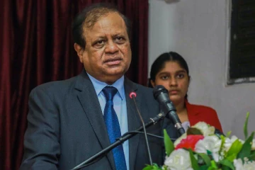 ‘ජාතික පාසැල්’ ඉවත් කිරීමට සැරසේ