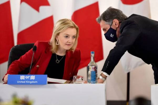 பிரித்தானிய பிரதமர் லிஸ் டிரஸுக்கு ஏற்பட்டுள்ள நெருக்கடி! | Uk Pm Liz Truss Crisis Conservative Mps Insisted