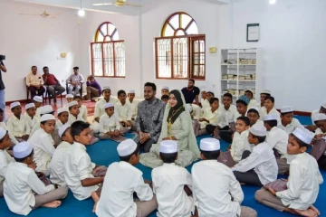 இலங்கையில் பலரையும் நெகிழவைத்த முன்மாதிரியான திருமணம்!