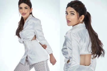 இளம் நடிகை ஸ்ரீலீலாவின் செம ஹாட் போட்டோஷூட்