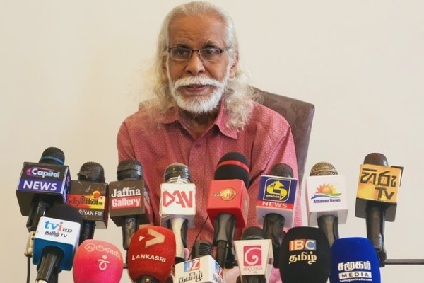 யாழில்18 வயது இளைஞன் மீது பொலிஸார் துப்பாக்கிச்சூடு ; வலுக்கும் கண்டனங்கள் | Police Shoot 18 Year Old Youth In Jaffna யாழில்18 வயது இளைஞன் மீது பொலிஸார் துப்பாக்கிச்சூடு ; வலுக்கும் கண்டனங்கள் | Police Shoot 18 Year Old Youth In Jaffna