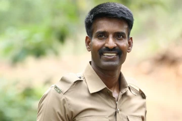 சென்சேஷனல் இயக்குனருடன் கைகோர்க்கும் சூரி.. இப்படியொரு கூட்டணியை எதிர்பார்க்கவே இல்லையே