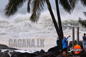 ඕස්ට්‍රේලියාවේ නැගෙනහිර ප්‍රදේශයට සුලිකුනාටුවක්!