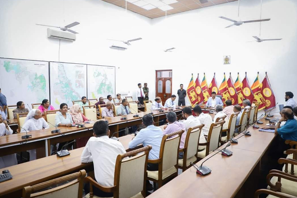 கிழக்கு மாகாண தனியார் வைத்தியசாலைகளின் பிரதிநிதிகளுடன் ஆளுநர் கலந்துரையாடல் | Eastern Governor Talks With Reps Private Hospital