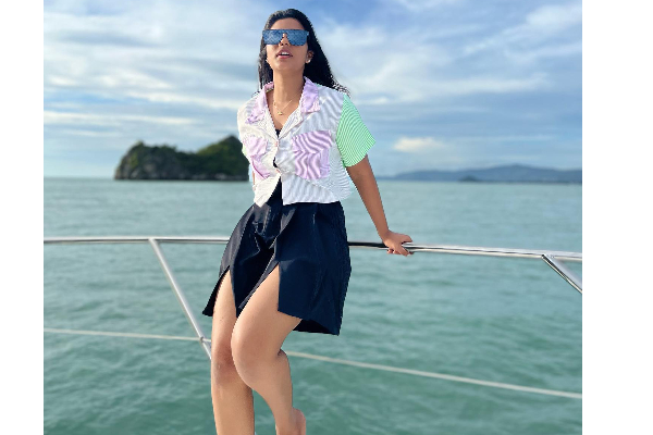 மதம் மாறிவிட்டாரா ஐஷ்வர்யா ராஜேஷ்? எல்லாம் இதற்காக தான் | Aishwarya Rajesh As Muslim Girl