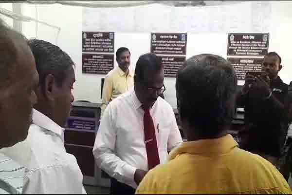 இந்திய கடற்றொழிலாளர்களின் அத்துமீறல்களுக்கு எதிர்ப்பு! யாழில் போராட்டத்தில் குதித்த மக்கள் | Protest In Jaffna For Indian Fishers