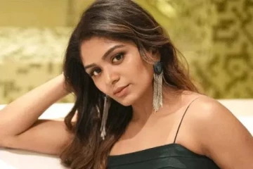 49 வயது நடிகருக்கு ஜோடியாகும் ஷங்கர் மகள், ஏன் இப்படி