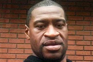 அமெரிக்கா பொலிஸாரால் கொல்லப்பட்ட பிளாய்டு முதலாவது நினைவு தின பேரணி