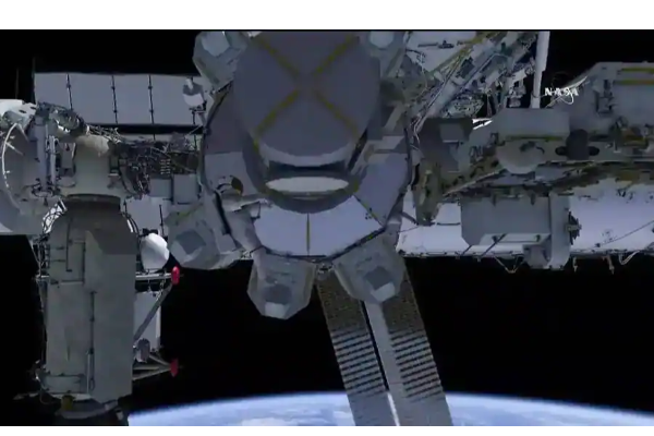 ‘விண்வெளியில் ஒலித்த நெருப்பு அலாரம்...’ - விண்ணில் உலாப் போன வீரர்கள் அதிர்ச்சி | World Viral News