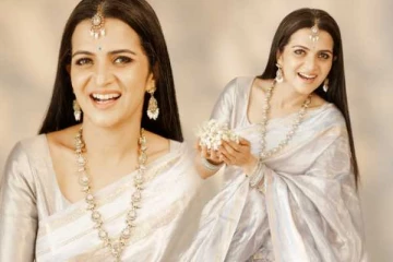 கையில் மல்லிப்பூ!! பொங்கலுக்கு ரெடியான தொகுப்பாளினி டிடி..