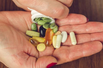 හිතුමනාපෙට අතිරේක විටමින් ලබාගැනීමෙන් අත්වන අහිතකර ප්‍රතිවිපාක.