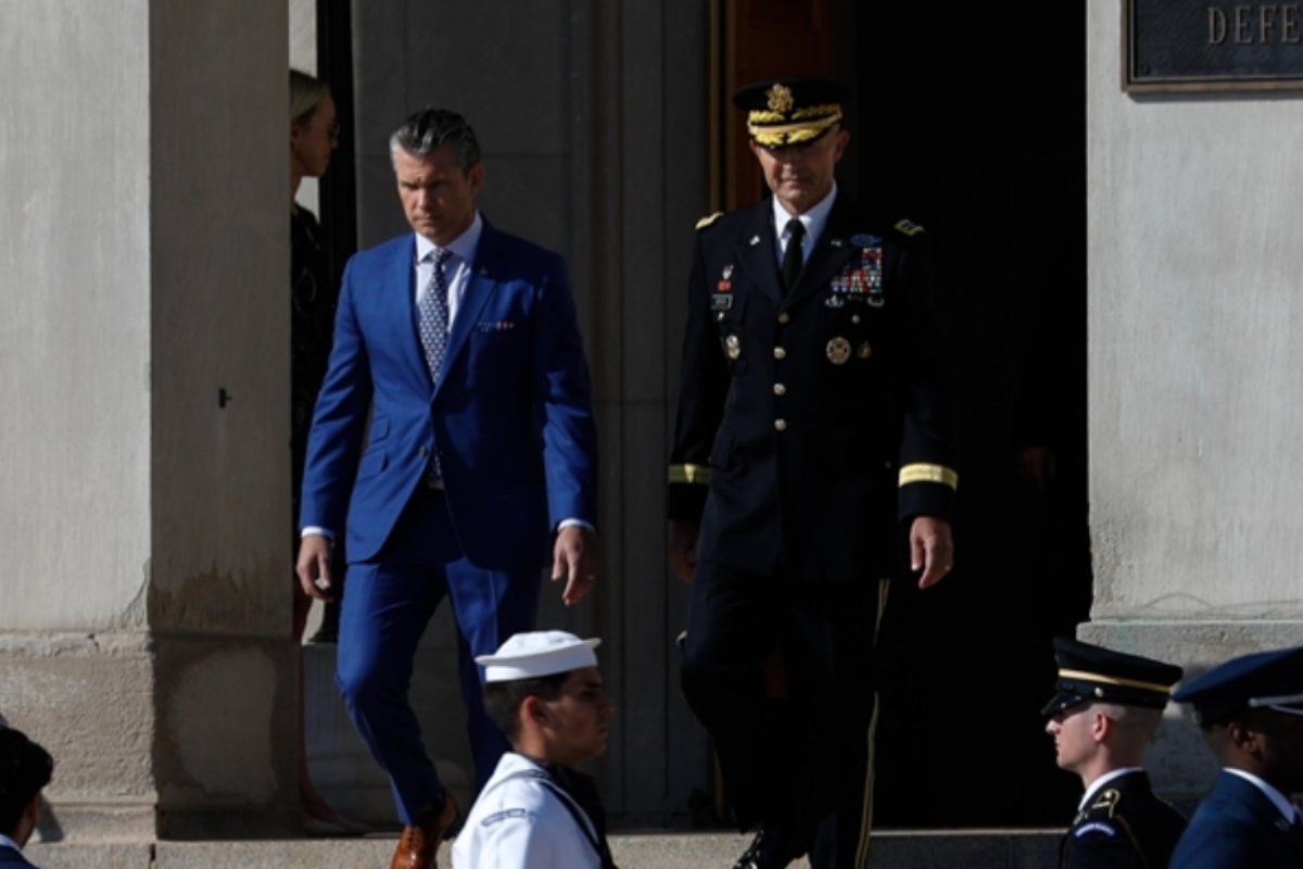 திடீரென பதவி நீக்கப்பட்ட அமெரிக்க இராணுவ தலைமைத் தளபதி.. போருக்கு மத்தியில் ட்ரம்ப் நிர்வாகத்தில் குழப்பநிலை! | Fallout Cost Us Army Chief Randy George His Job