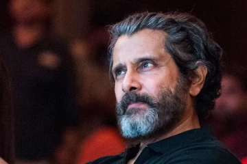 விக்ரம் இப்படி ஒரு வாய்ப்பை இழந்துவிட்டாரே..சோகத்தில் ரசிகர்கள்