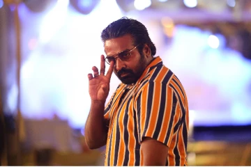 முதல்வர் ரோலில் விஜய் சேதுபதி - அதிரடியாக தயாராகும் Biopic..!