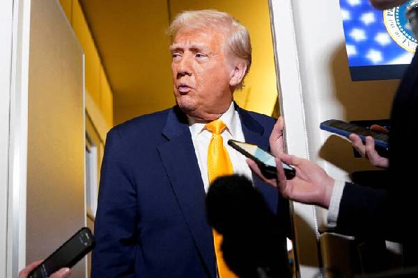 5 பில்லியன் டொலர்... BBC-க்கு எதிராக பிடிவாதம் காட்டும் ட்ரம்ப் | Trump Sue Bbc For 5 Billion 5 பில்லியன் டொலர்... BBC-க்கு எதிராக பிடிவாதம் காட்டும் ட்ரம்ப் | Trump Sue Bbc For 5 Billion