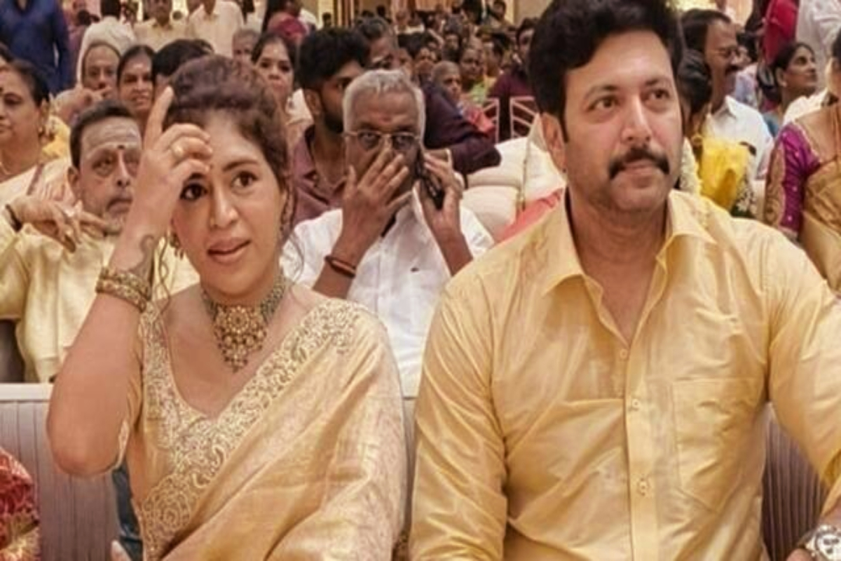 பாடகி கெனிஷாவிற்கு துபாய் நீதிமன்றம் லட்சங்களில் அபராதம்! | Singer Kenisha Fined Rs 1 30 Lakhs What Happened