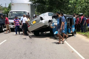 காதலியின் தந்தையுடன் சென்ற இளைஞன் விபத்தில் பலி