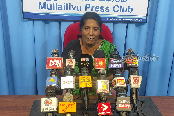 எங்களின் உயிர் அவர்களின் இரண்டு இலட்சத்திற்கு பெறுமதியா! வலிந்து காணாமல் ஆக்கப்பட்டவர்களின் உறவுகள் கேள்வி | Mullaitivu Missing Persons Political Crisis