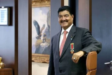 2 பில்லியன் டொலர் மதிப்பிலான நிறுவனத்தை வெறும் 74 ரூபாய்க்கு விற்ற இந்திய கோடீஸ்வரர்: விரிவான பின்னணி