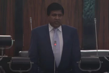 பசில் ராஜபக்ச மீது கடுமையான குற்றச்சாட்டை சுமத்தும் விஜயதாச ராஜபக்ச!