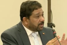 உலகில் 194 நாடுகள் கொரோனாவால் மரணிக்கும் நபர்களின் உடல்களை அடக்கம் செய்கின்றன - அசாத் சாலி