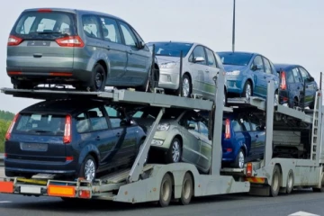 8 மாதங்களில் ஒரு பில்லியன் டொலர் வாகன இறக்குமதி