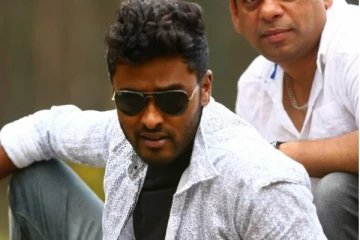 பிக் பாஸ் அமீருக்கு உதவிய அந்த குடும்பத்தை பார்த்துள்ளீர்களா! இணையத்தில் வைரலான புகைப்படம்..