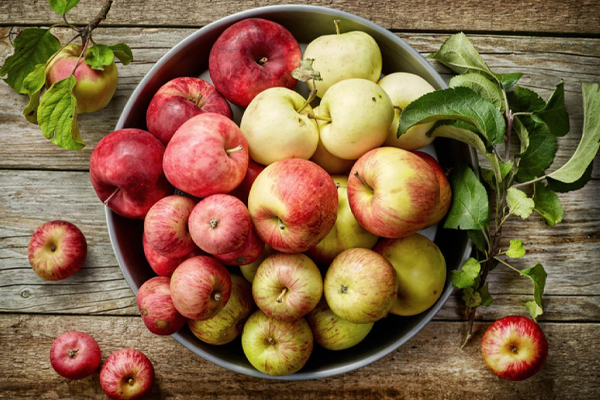 நீரிழவு நோயாளிகள் ஆப்பிளை எடுத்து கொள்ளலாமா! | Dehydrated Patients Can Eat Apples