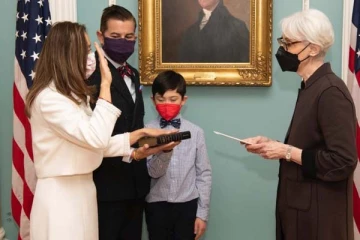 சர்வதேச விவகாரங்களில் தேர்ச்சி பெற்றவர் இலங்கைக்கான புதிய அமெரிக்க தூதுவர்