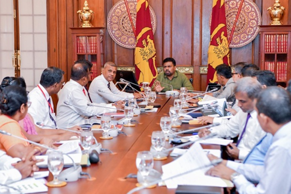 வடக்கு, கிழக்கில் இடம்பெயர்ந்த குடும்பங்களுக்கு நிரந்தர வீடுகள் ... அதிகரிக்கப்பட்ட நிதியுதவி | Happy News Permanent Home For Displaced Families