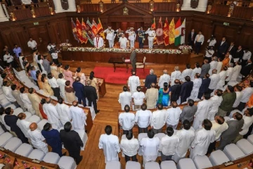 அச்சம் காரணமாக வைபவங்களில் கலந்துக்கொள்ளாது தவிர்க்கும் அமைச்சர்கள்