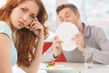 5 ஆயிரம் கி.மீ கடந்து டேட்டிங்; காதலர் செய்த காரியம் - பெண் எடுத்த ஷாக் முடிவு!